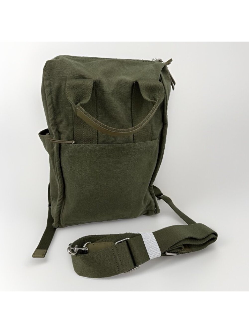 Quince Organic Cotton Canvas Convertible Backpack in Olive Green
